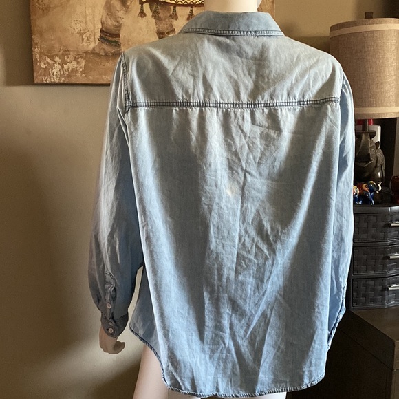 Torrid - Picture 4 of 5